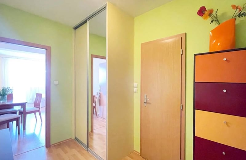 Rent of a furnished 1-room apartment, 36 m², Vajnory district, Bratislava, Slovakia